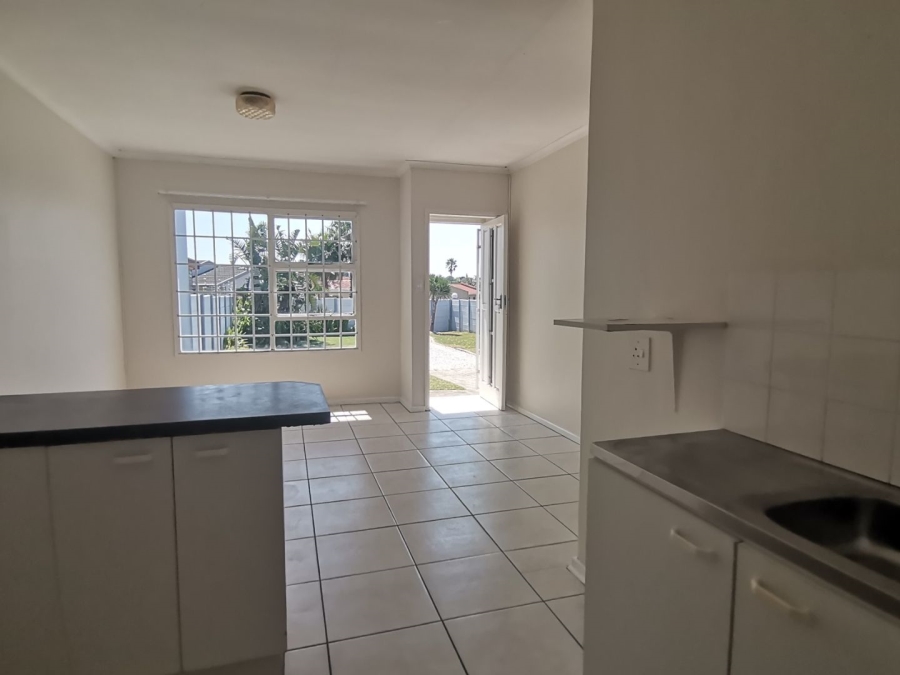 2 Bedroom Property for Sale in Sherwood Eastern Cape